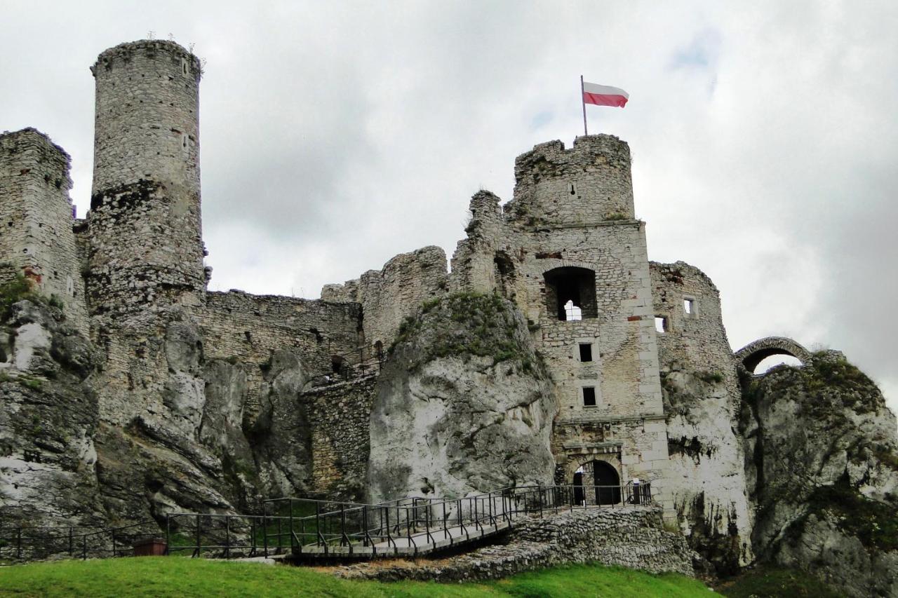 Skalny Apartamenty, Pokoje Ogrodzieniec Buitenkant foto