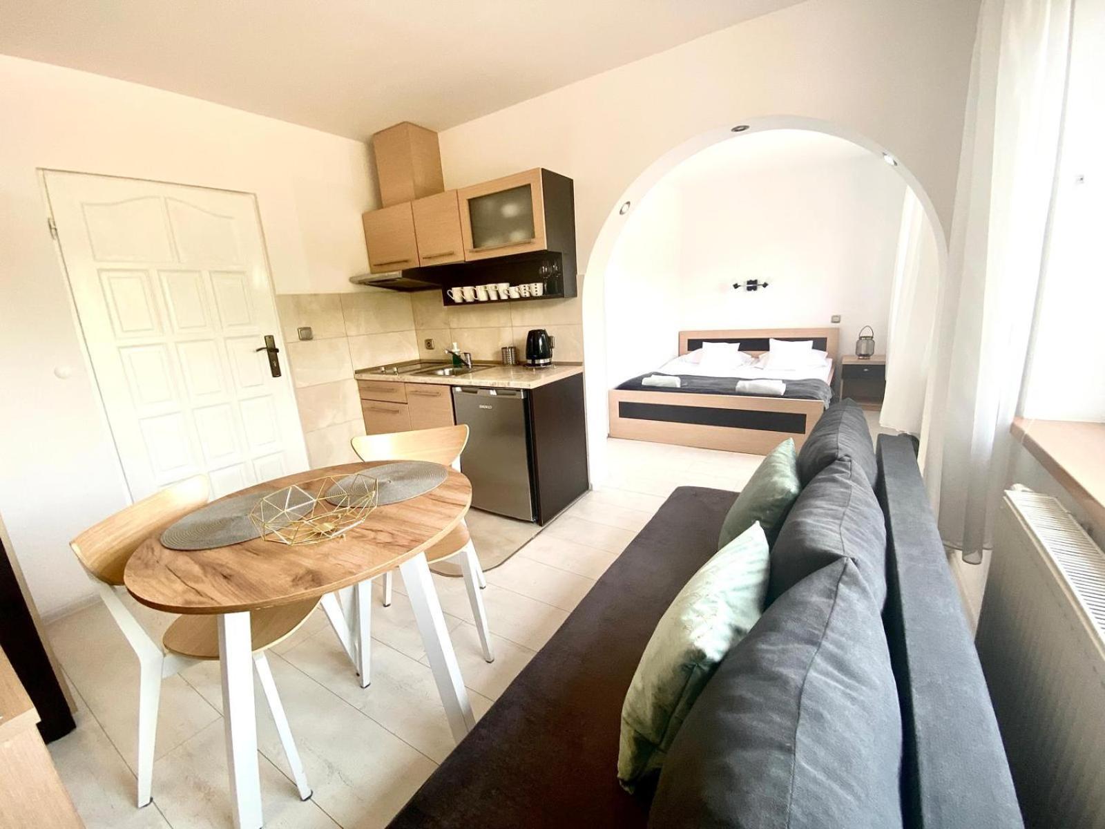 Skalny Apartamenty, Pokoje Ogrodzieniec Buitenkant foto